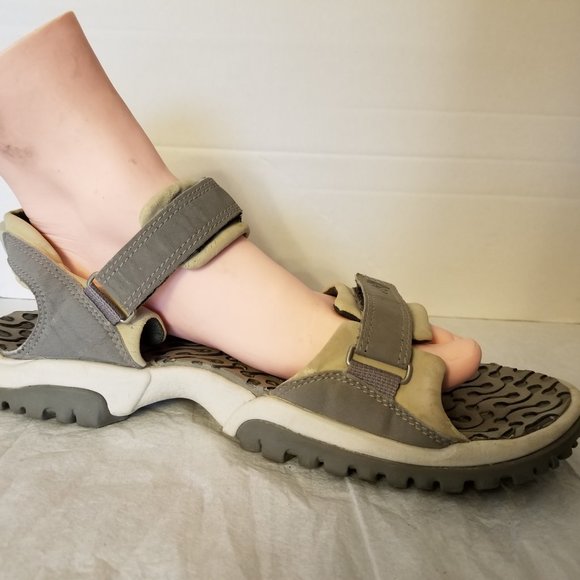 acg sandals